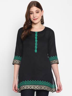 Women cotton printed straight  kurta 1