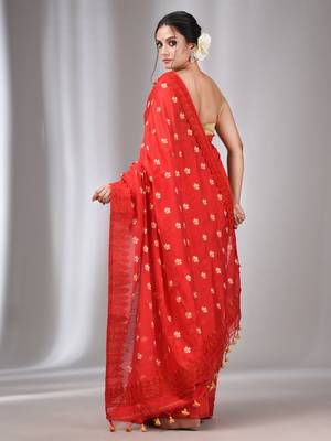 Red Blended Cotton Handwoven Saree With Flower Motifs 4