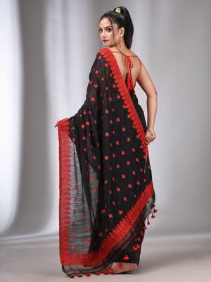 Black Blended Cotton Handwoven Saree With Flower Motifs 4