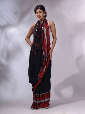 Black Cotton Handwoven Saree With Texture Borders 1