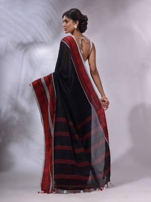 Black Cotton Handwoven Saree With Texture Borders 4