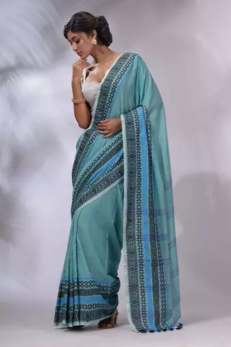 Sea Green Cotton Handwoven Saree With Texture Borders