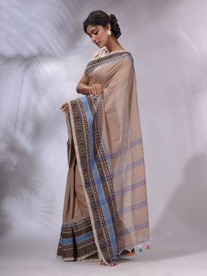 Beige Cotton Handwoven Saree With Texture Borders 3
