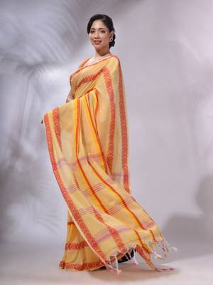 Light Yellow Cotton Handwoven Saree With Stripes Pattern 5