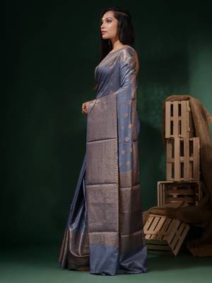 Bluish Grey Silk Blend Handwoven Soft Saree With Ethnic Motifs 3