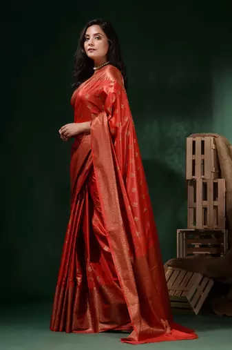 Red Silk Blend Handwoven Soft Saree With Ethnic Motifs