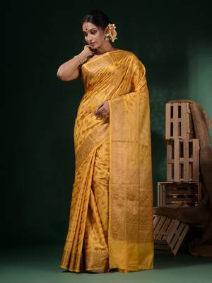 Yellow Silk Blend Handwoven Soft Saree With Nakshi Pattern 2
