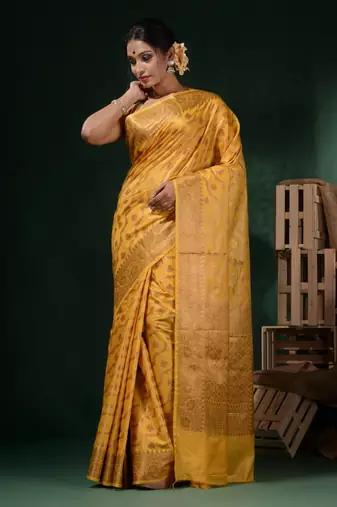 Yellow Silk Blend Handwoven Soft Saree With Nakshi Pattern