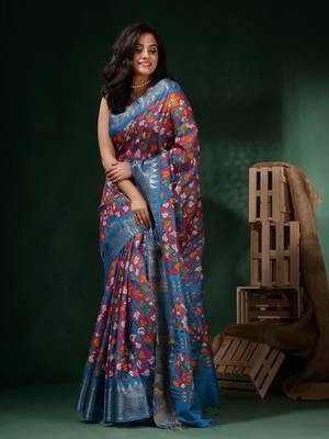 Magenta Silk Blend Handwoven Soft Saree With Floral Print 2