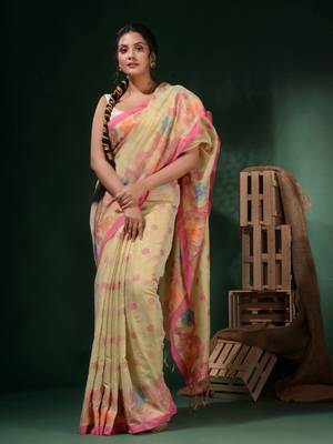 Off White Tissue Handwoven Soft Saree With Floral Designs 2