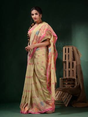 Off White Tissue Handwoven Soft Saree With Floral Designs 3