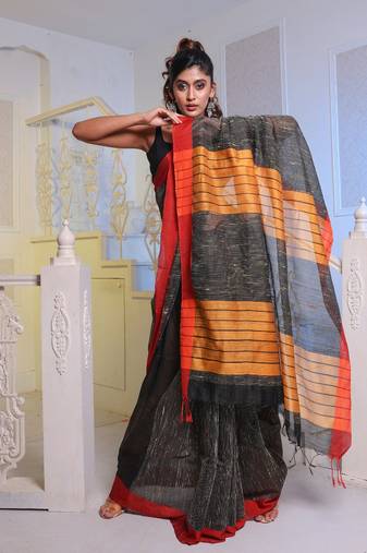Black Handwoven Cotton Blend Gheecha Saree