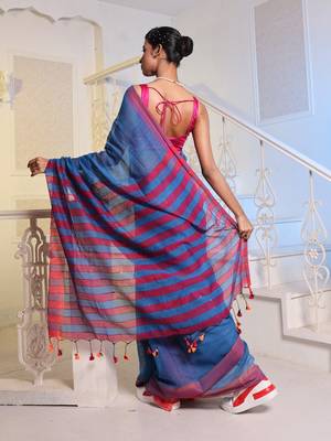 Sapphire Blue Cotton Blend Handwoven Saree With Magenta Stripes Pallu 4