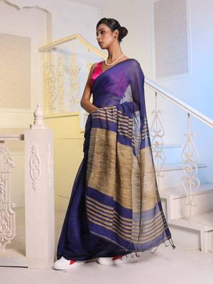 Midnight Blue Cotton Blend Handwoven Saree With Gheecha Pallu 3