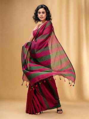 Magenta And Green Cotton Handwoven Soft Saree With Stripe Pattern 2