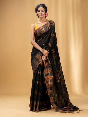 Black Cotton Blend Handwoven Saree With Nakshi Design 1
