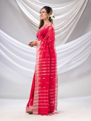 Pink Cotton Handwoven Saree With Zari Border 3