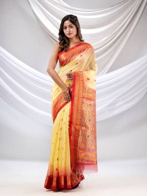 Light Yellow Cotton Blend Handwoven Saree With Zari Woven Nakshi Border 2