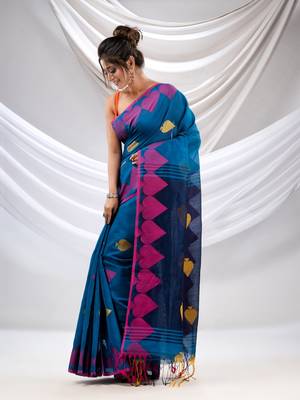 Sapphire Blue Cotton Blend Handwoven Saree With Woven Design 3