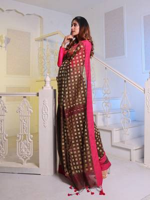Brown Handwoven Cotton Blend Soft Saree With Zari Woven Checked Box Design 3