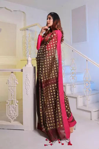 Brown Handwoven Cotton Blend Soft Saree With Zari Woven Checked Box Design