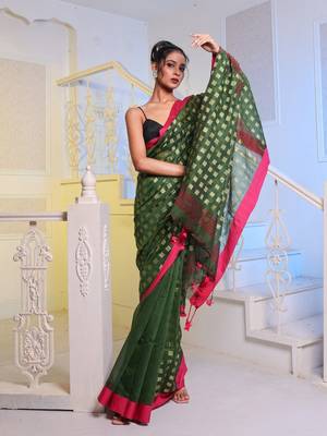 Green Handwoven Cotton Blend Soft Saree With Zari Woven Checked Box Design 1