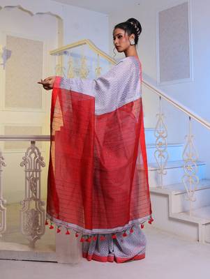 Light Grey Handwoven Cotton Blend Soft Saree With Texture Pattern 3