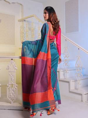 Teal Handwoven Cotton Blend Soft Saree With Stripe Designs 4