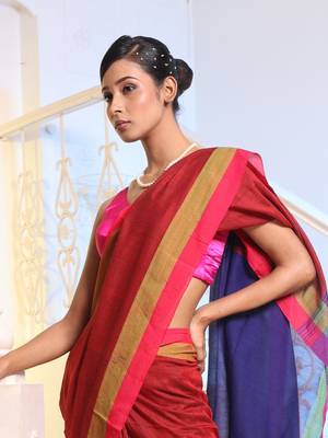 Red Cotton Handwoven Soft Saree With Dual Borders 2