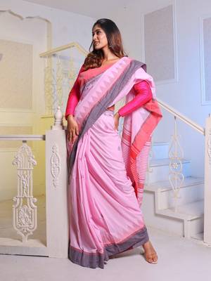 Baby Pink Cotton Handwoven Soft Saree With Temple Borders 1