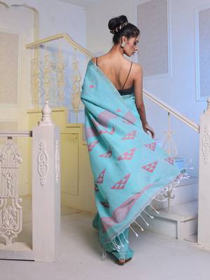 Sea Green Cotton Handwoven Soft Saree With Zari Borders 4