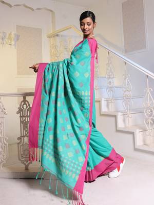 Sea Green Cotton Soft Saree With Textured Pallu 3