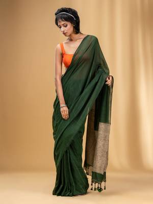 Green Cotton Handwoven Soft Saree With Gheecha Pallu 2