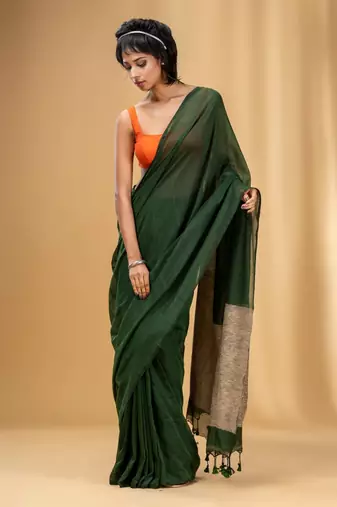 Green Cotton Handwoven Soft Saree With Gheecha Pallu