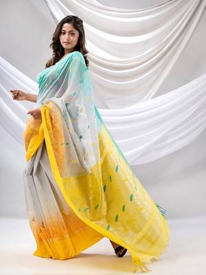 Grey Cotton Blend Handwoven Saree With Ikkat Style 3