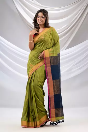 Sheen Green Cotton Handwoven Saree With Zari Borders