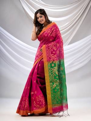 Fuchsia Cotton Blend Handwoven Saree With Jamdani Border 3