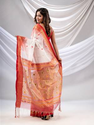 White Cotton Blend Handwoven Saree With Zari Woven Nakshi Border 5