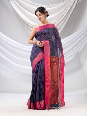Navy Blue Silk Matka Soft Saree With Checked Pattern 2
