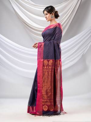 Navy Blue Silk Matka Soft Saree With Checked Pattern 3