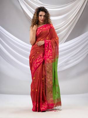 Red Tissue Handwoven Soft Saree With Floral Nakshi Borders 1