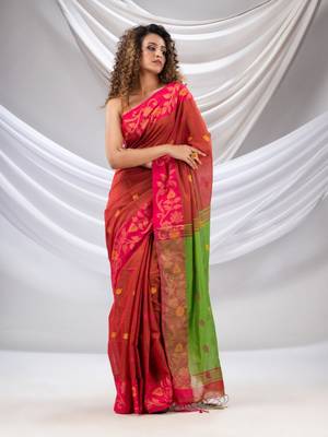 Red Tissue Handwoven Soft Saree With Floral Nakshi Borders 2
