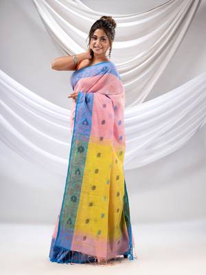 Baby Pink Tissue Handwoven Soft Saree With Floral Nakshi Borders 3