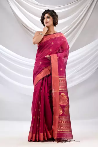 Magenta Cotton Blend Handwoven Saree With Nakshi Pallu