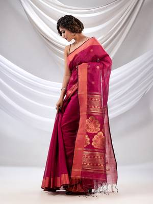 Magenta Cotton Blend Handwoven Saree With Nakshi Pallu 3