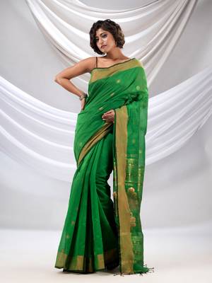 Green Cotton Blend Handwoven Saree With Nakshi Pallu 1