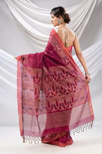 Magenta Cotton Handwoven Soft Saree With Jamdani Borders
