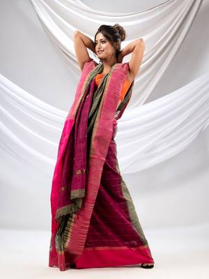 Green Cotton Handwoven Soft Saree With Sequin Work 2
