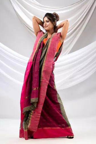 Green Cotton Handwoven Soft Saree With Sequin Work