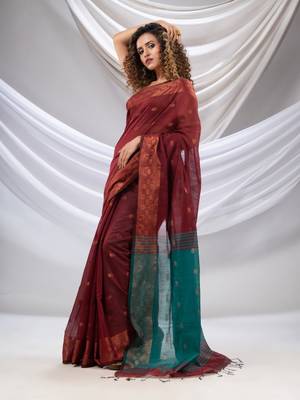 Maroon Cotton Blend Handwoven Saree With Zari Borders 1